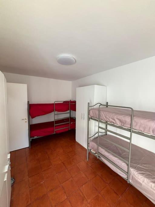 Lantica Torre Villa Pontebba Bagian luar foto