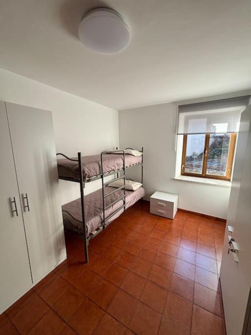 Lantica Torre Villa Pontebba Bagian luar foto